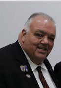 leo carew